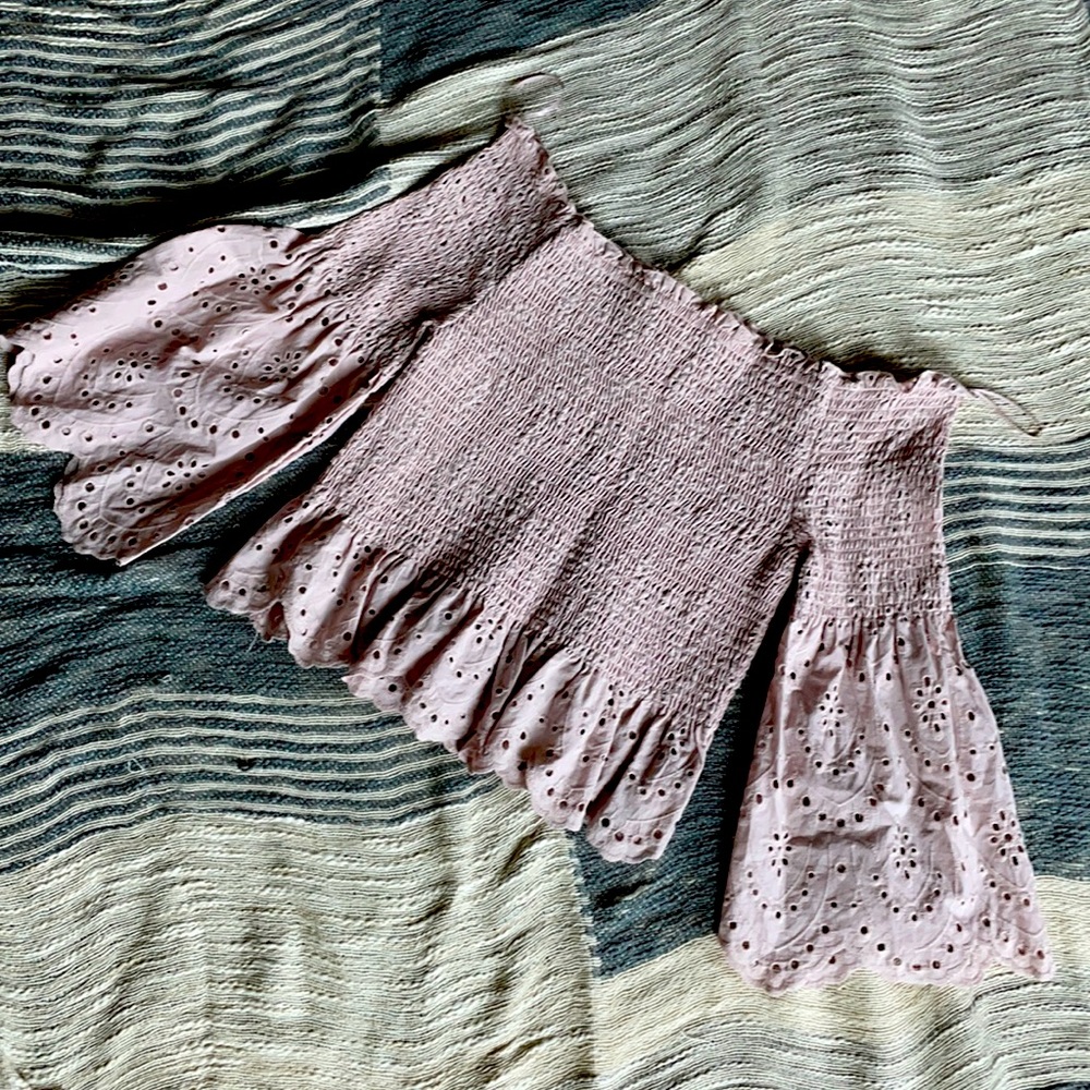 Off the shoulder Express Top